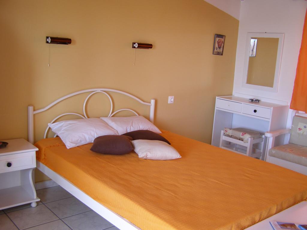 אגיוס גורדיוס Nikis Apartments חדר תמונה